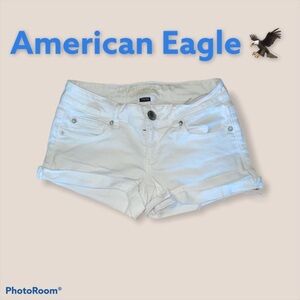 AE shorties/white wash jean shorts